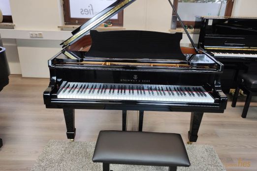 gebrauchter Steinway Flügel M-170