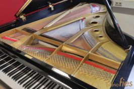 pianofies Yamaha Flügel C7 mit 227cm gebraucht Innenansicht